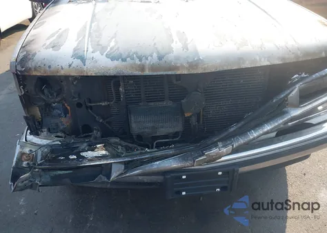 1998 Chevrolet Gmt-400 K1500 from USA, damaged, VIN 2GCEK19R9W1113627